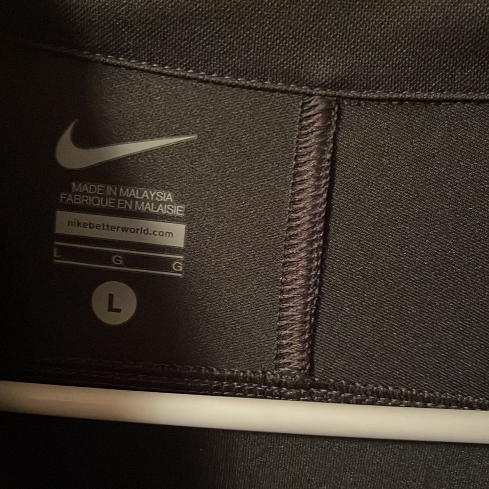 Nike jacket - Picture 2 of 4